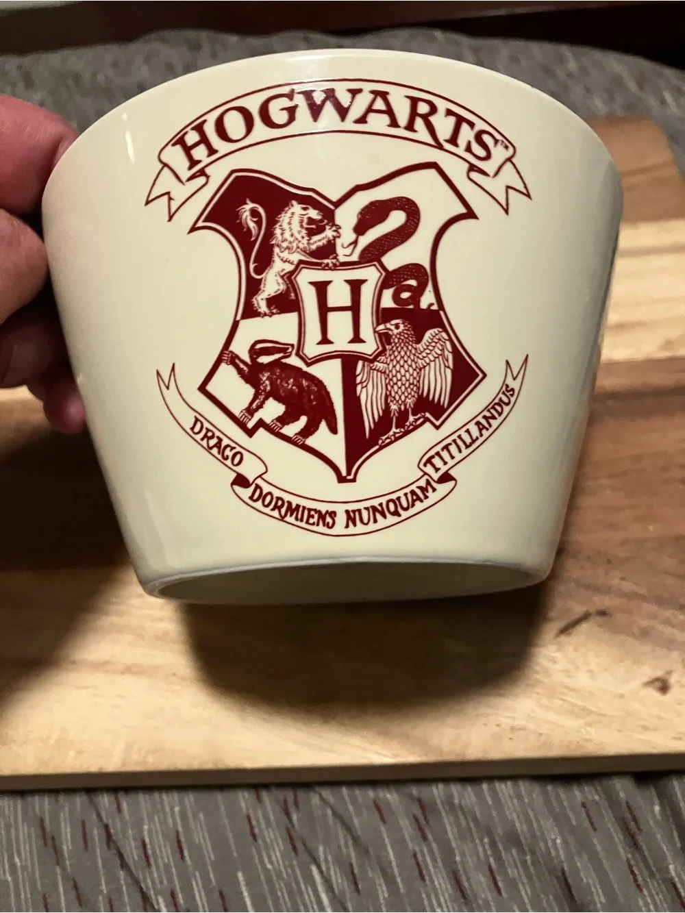 Half Moon Bay Harry Potter Hogwarts Crest Bowl